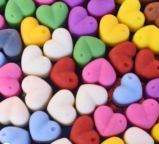 Christmas Cracker with 5 heart wax melts